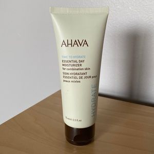 NIP AHAVA Essential Day Moisturizer for Combination Skin & 3 Mineral Hand Cream